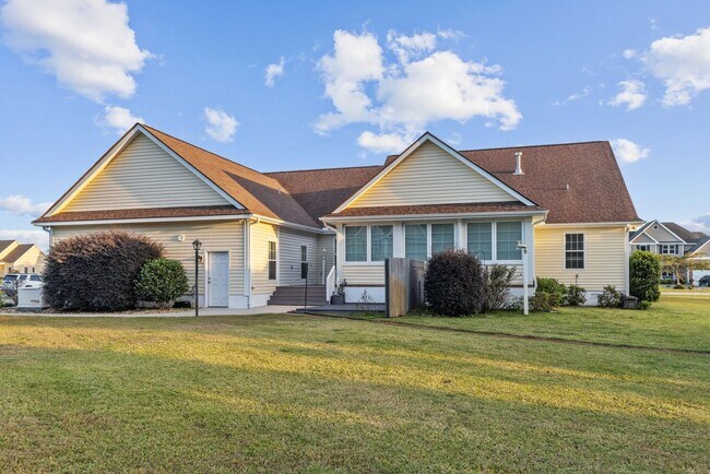 Building Photo - 202 Tidewater Dr