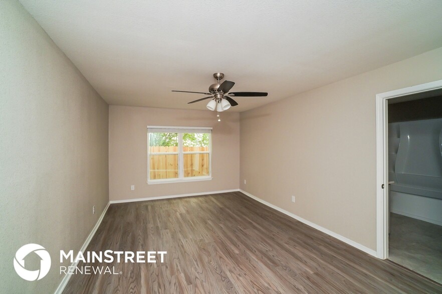 Building Photo - 4902 Buckwheat St