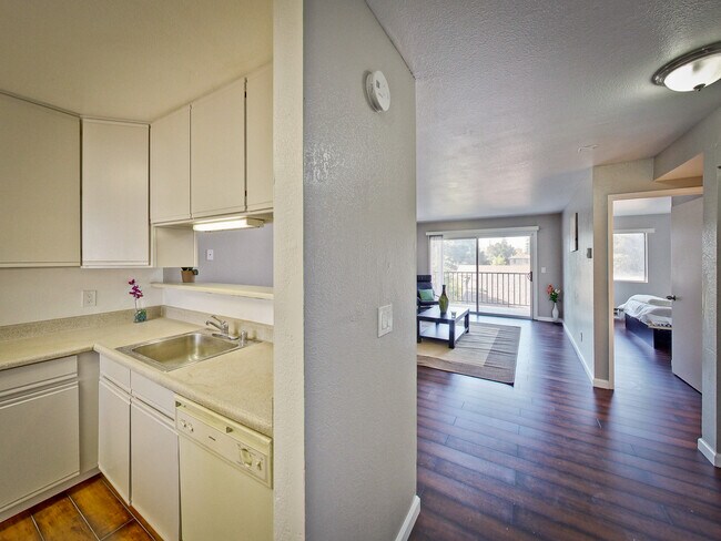 Building Photo - 2701 High St