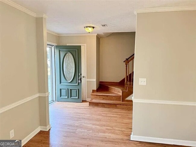 Building Photo - 343 Welton Way