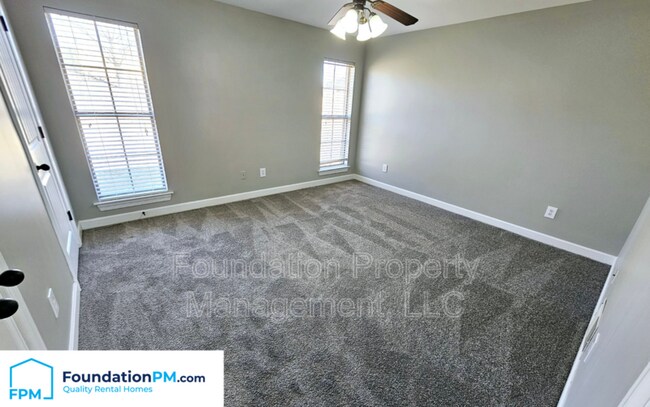 Building Photo - 3820 Farm Gate Cove