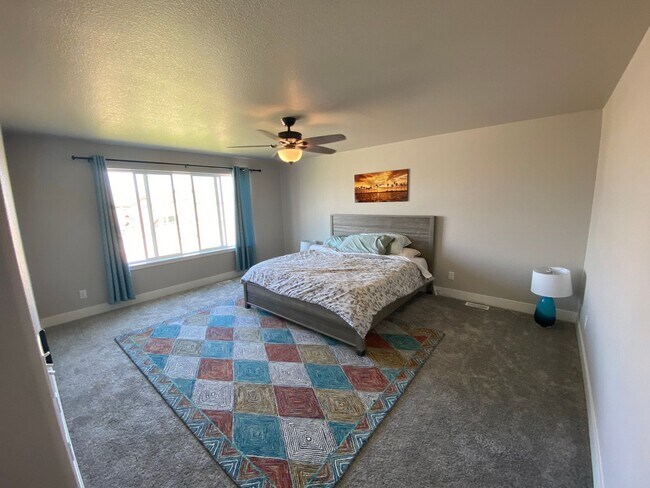 Building Photo - STUNNING 4BD/3.5BA HOME IN CUMBRE VISTA | ...