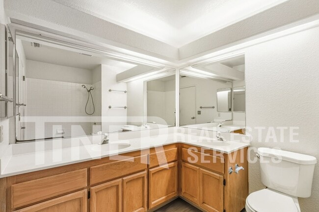 Building Photo - 8948 Warmsprings St