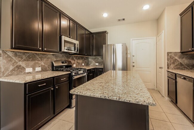Building Photo - 5223 Gulf Stream Ln