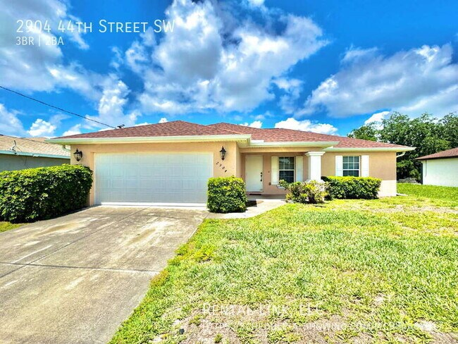 Building Photo - 2904 44th St SW