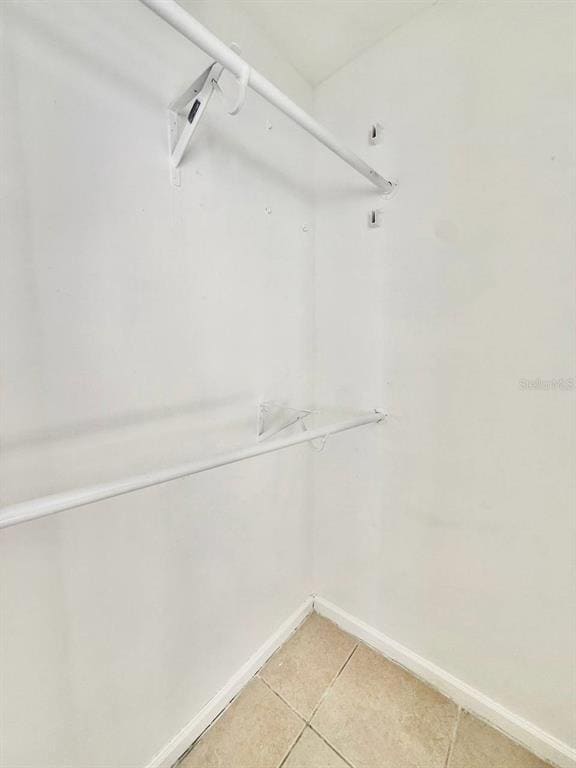 Building Photo - 1607 E Maple Ave