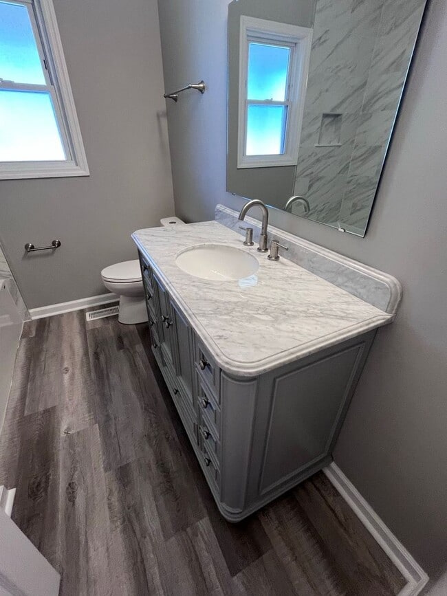 Building Photo - Available May 1st. Totally Remodeled 3 BR/2 BA