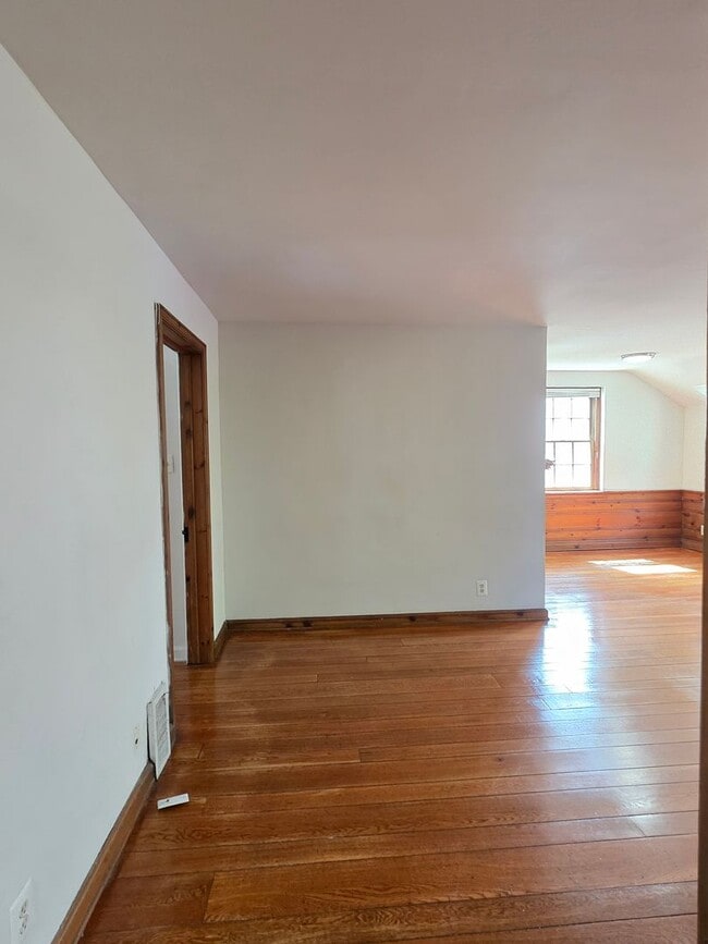 Building Photo - 2920 Woodpipe Ln