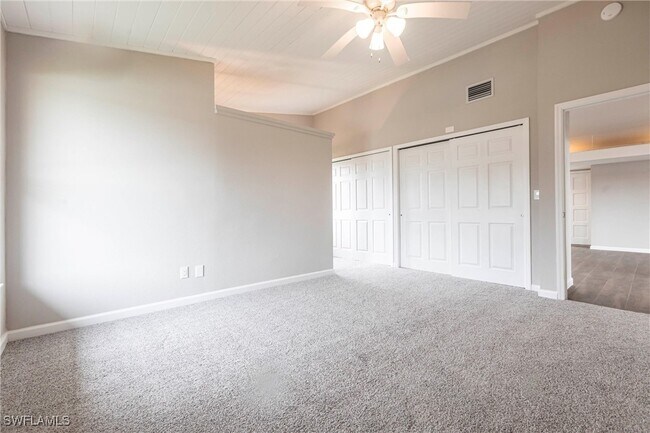 Building Photo - 16737 Pheasant Ct