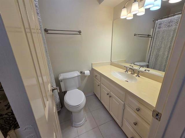 Building Photo - 5839 Lake Point Dr