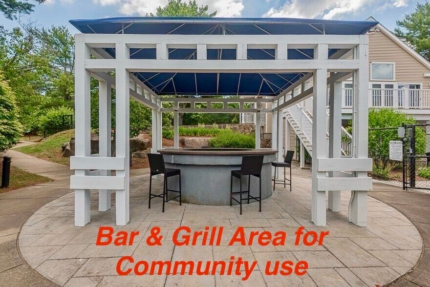 Bar/Grill area for community use - 11 Devon Club Ln