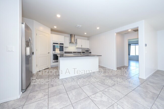 Building Photo - 2943 W Dakota Vista Way