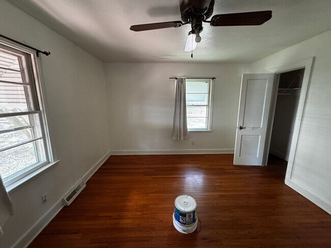 Building Photo - 2/1 House in Shelby, NC