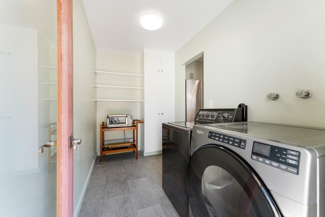 Building Photo - 4126 Foothill Rd