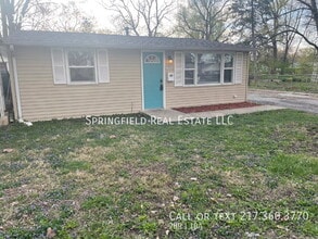 Building Photo - 1036 N Indiana Ave