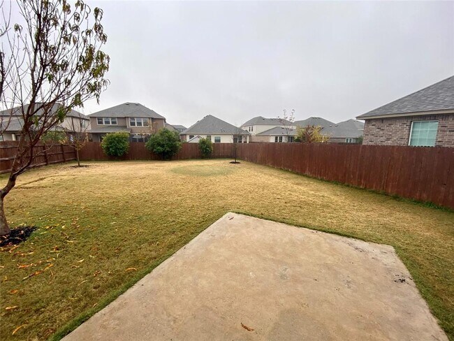 Building Photo - 341 Grand Jct Trail