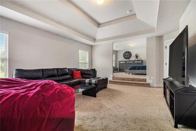 Building Photo - 2701 Blake Towers Ln