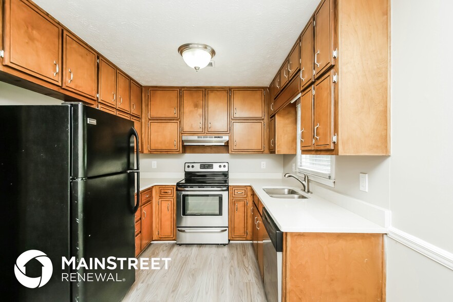 Building Photo - 120 Hearth Way