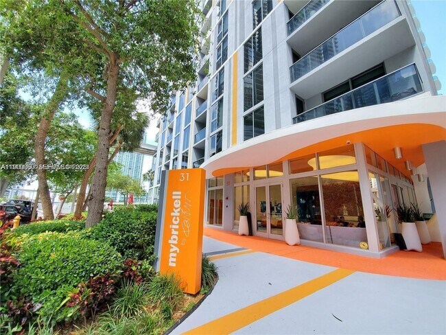 Building Photo - 31 SE 6th St