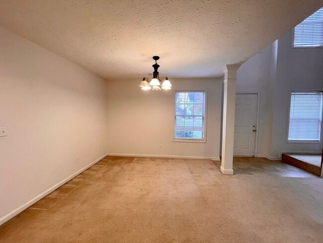 Building Photo - Lovely, Upscale Home! All Electric, Garage, Fenced Backyard; $1,900/Mo with 2 Yr Lease!