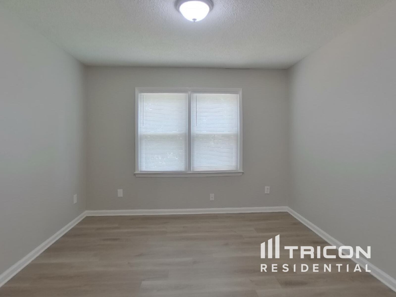 Building Photo - 7418 Palmetto Ct