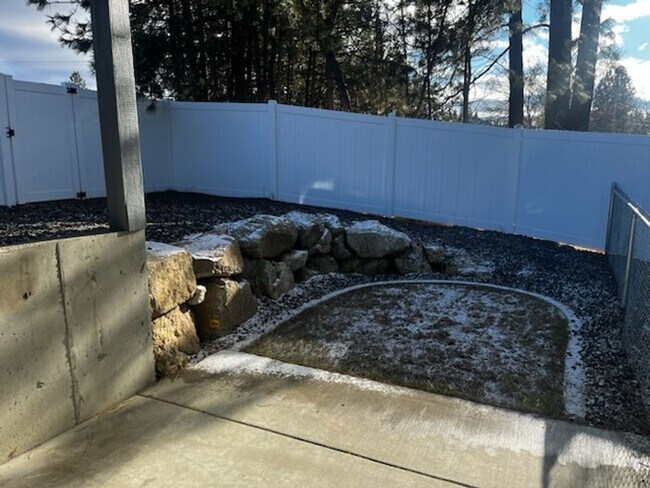 Building Photo - 1306/1308 E Farwell