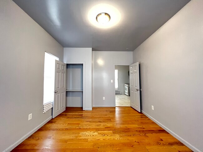 Unit 1B - 648 18th Ave