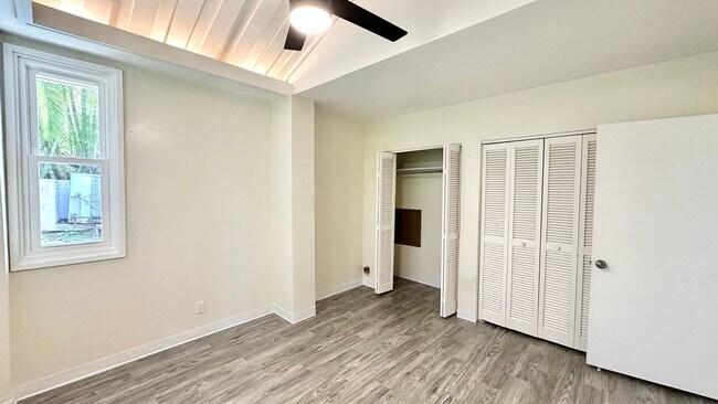 Building Photo - 3643 Diamond Head Rd