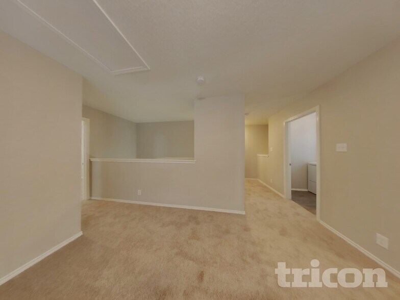 Building Photo - 3839 Cherokee Blvd