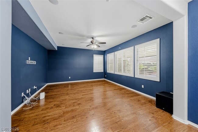 Building Photo - 1129 Dunrobin Garden St