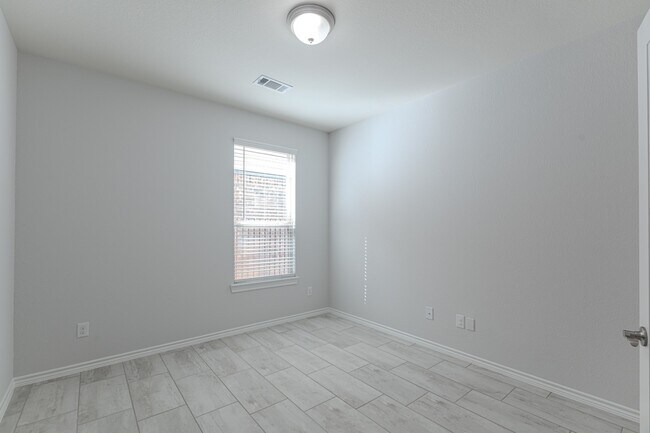 Building Photo - 59 Pioneer Canyon Pl