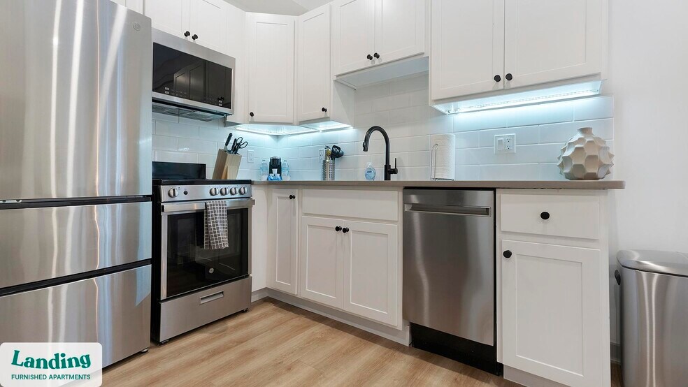 Building Photo - 4014 Ludlow St