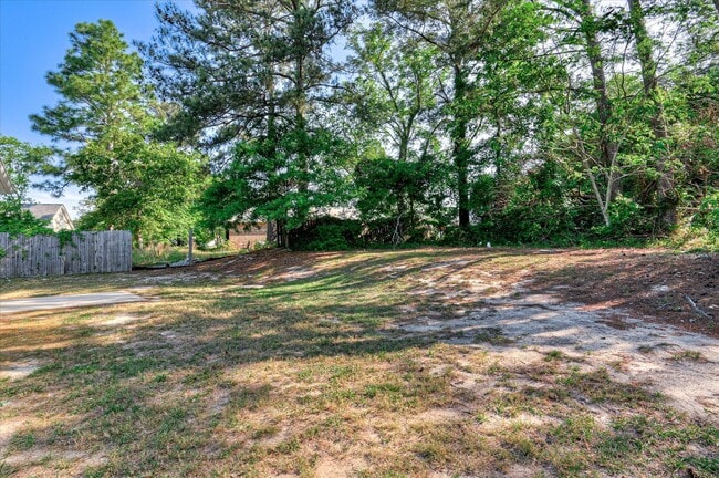 Building Photo - 913 Cabot Cove