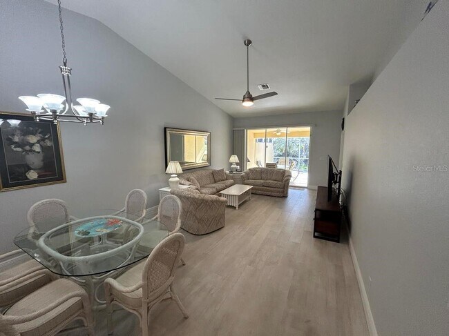 Building Photo - 3701 Albacete Cir