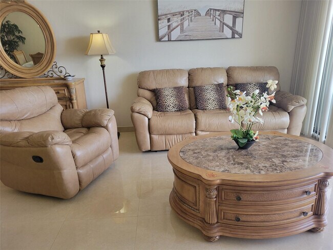 Building Photo - 2401 S Ocean Dr