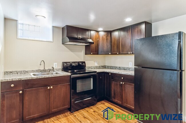 Building Photo - 516 Beaumont Ave