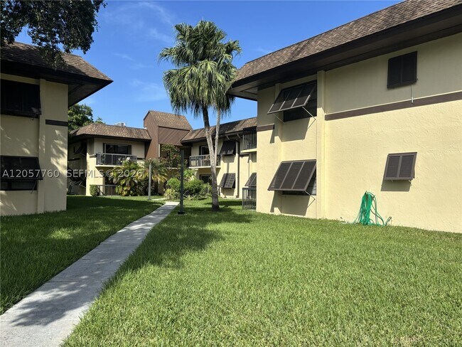 Building Photo - 7965 SW 86th St