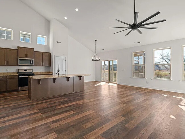 Building Photo - Earn Wealth While Leasing – Like a Homeowner – Lease to Own