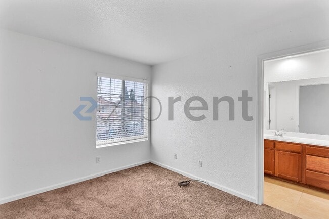 Building Photo - 3906 Glacier Ct