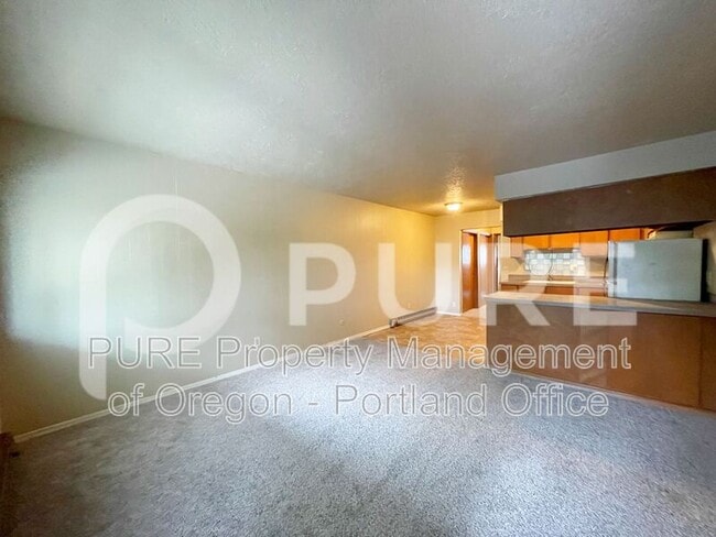 Building Photo - 1135 SE 27th Ave
