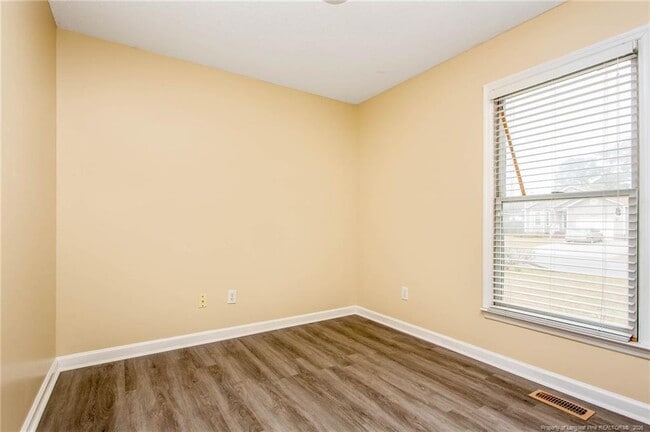 Building Photo - 3813 Constance Rd