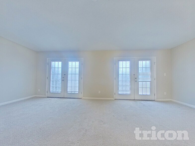 Building Photo - 4901 Martin Farms Rd