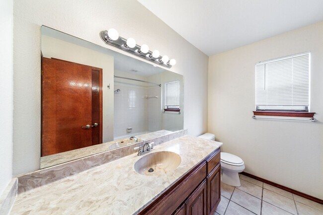 Building Photo - 57 Woodcreek Dr