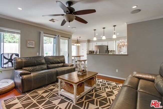Building Photo - Fallbrook 3 Bedroom plus