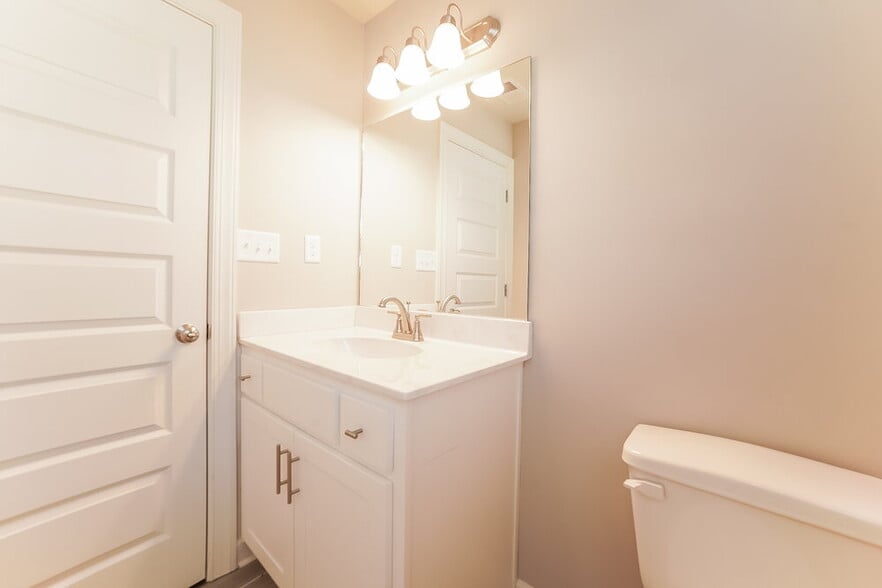 Building Photo - 7774 Melisa Dr