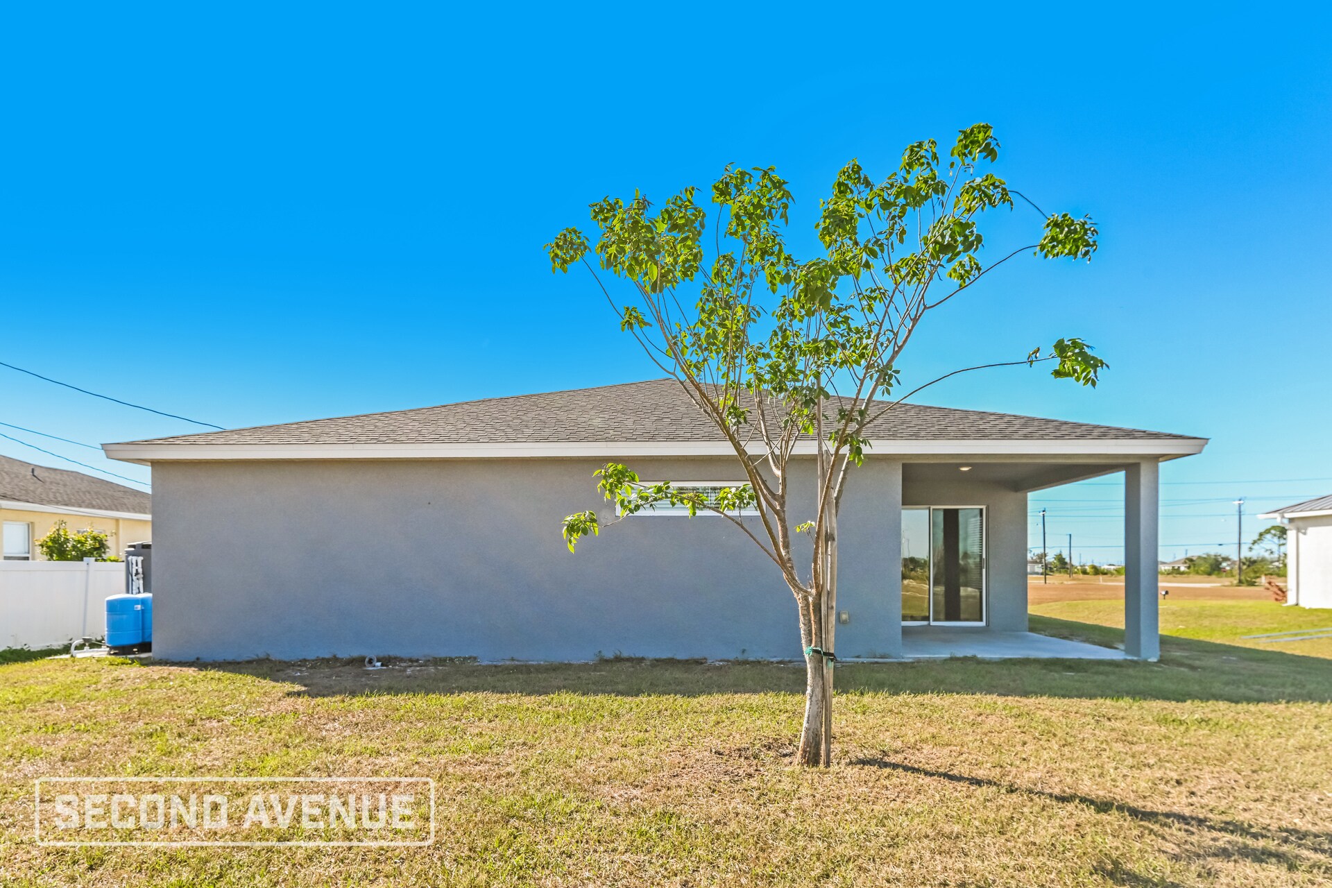 Building Photo - 1909 NE Juanita Pl