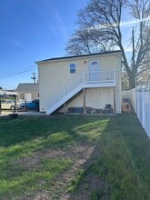 Building Photo - 902B Edgerly RD