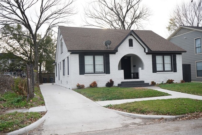 Building Photo - 2516 Isabella St