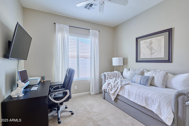 Building Photo - 6226 E Sienna Bouquet Pl