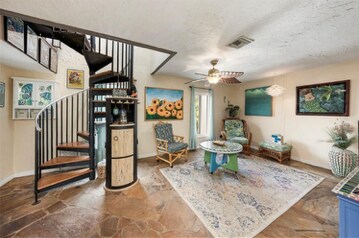 Building Photo - 3120 Beach Blvd S